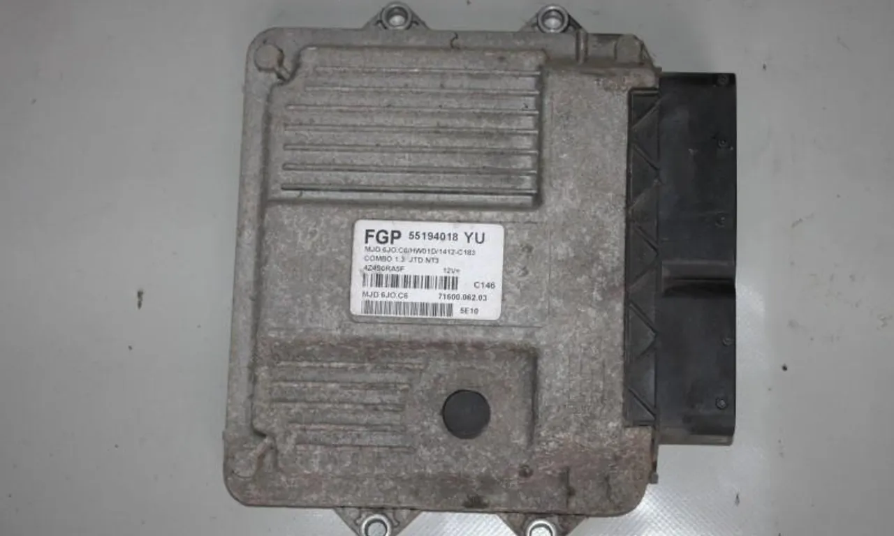 Calculator motor ECU OPEL COMBO Tour 2001-2011