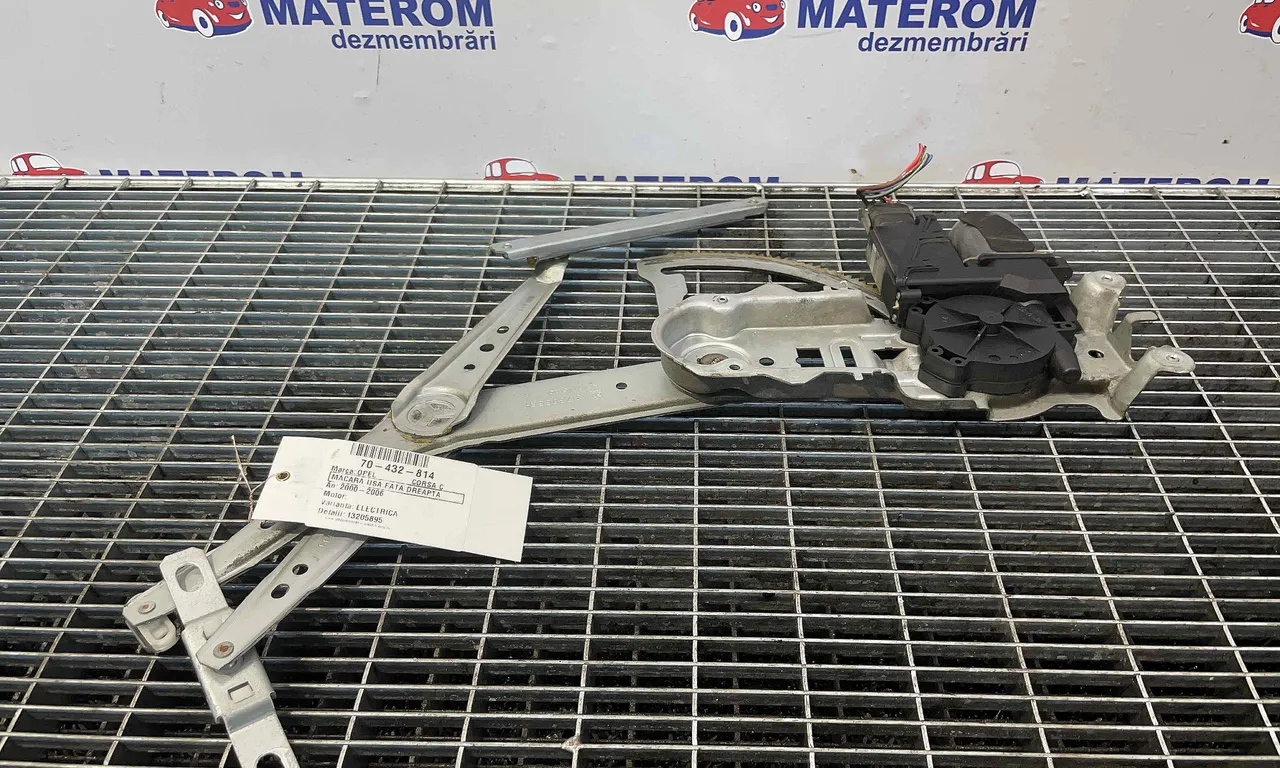MACARA USA FATA DREAPTA OPEL CORSA C 2000-2012