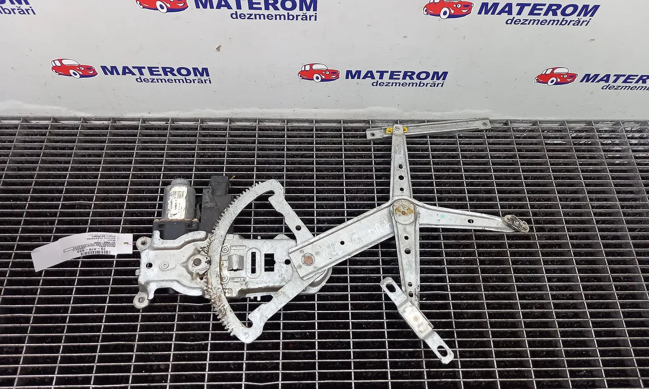 MACARA USA FATA DREAPTA OPEL CORSA C 2000-2009