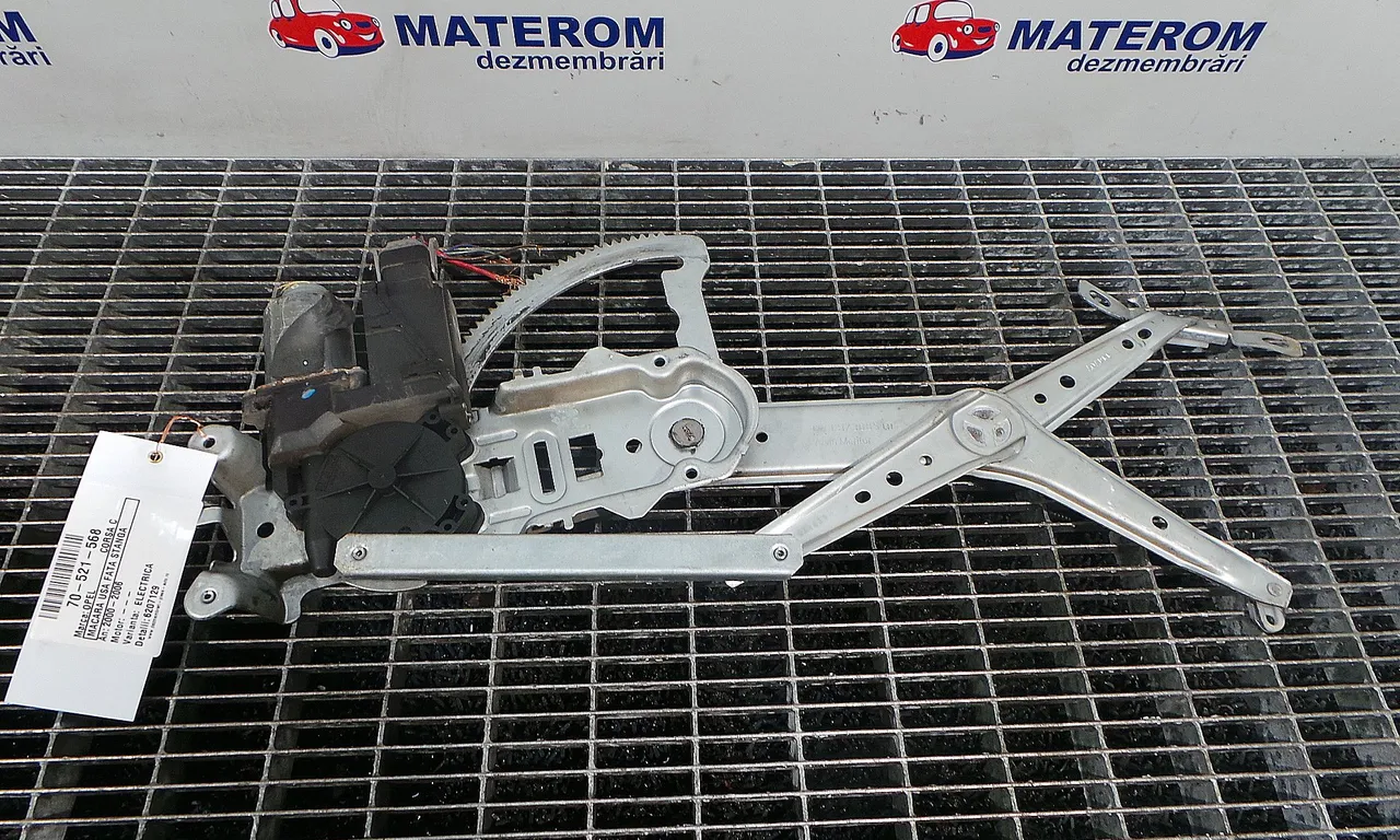 MACARA USA FATA STANGA OPEL CORSA C 2000-2012
