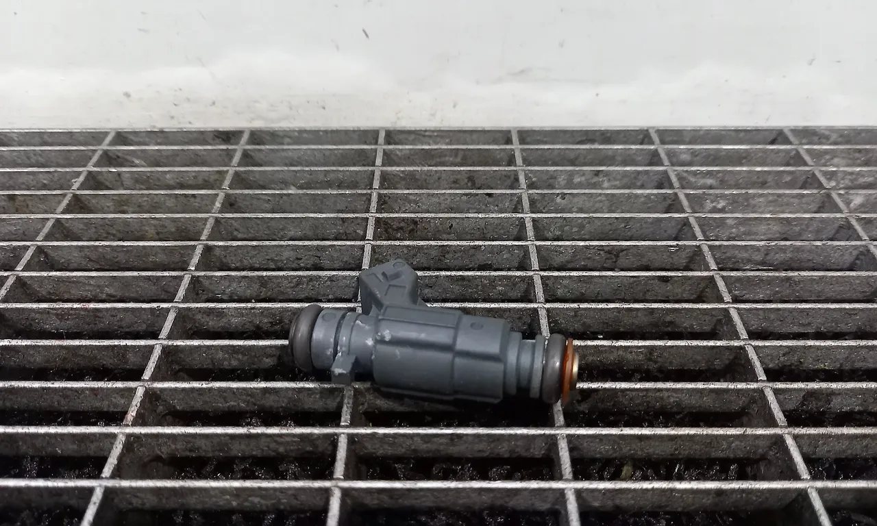 INJECTOR OPEL CORSA C 2000-2009