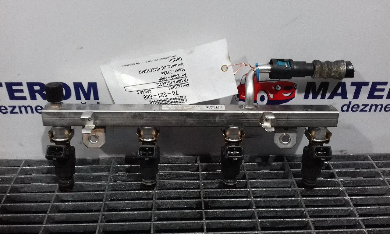 RAMPA INJECTIE OPEL CORSA C 2000-2009