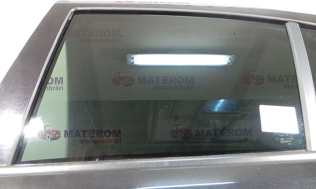 GEAM SPATE MARE STANGA OPEL CORSA D 2006-2015