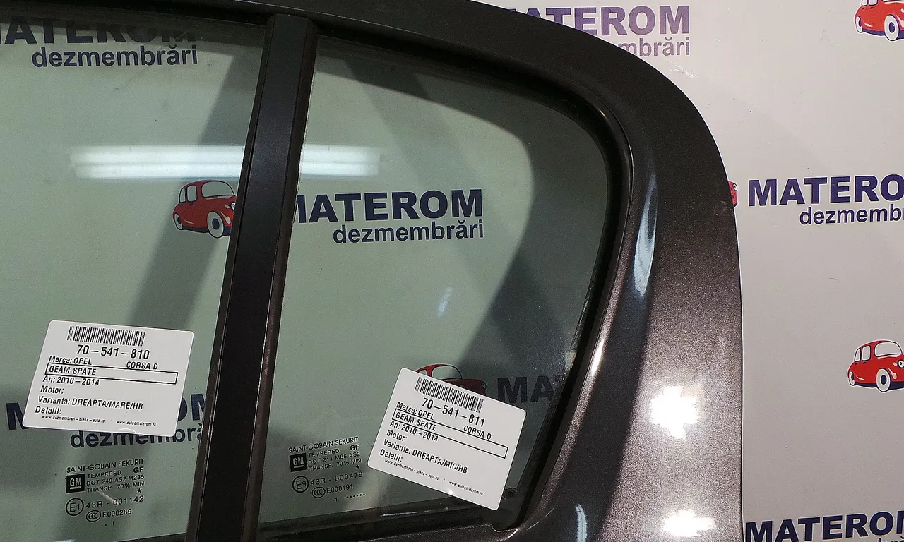 GEAM SPATE MIC DREAPTA OPEL CORSA D 2006-2014
