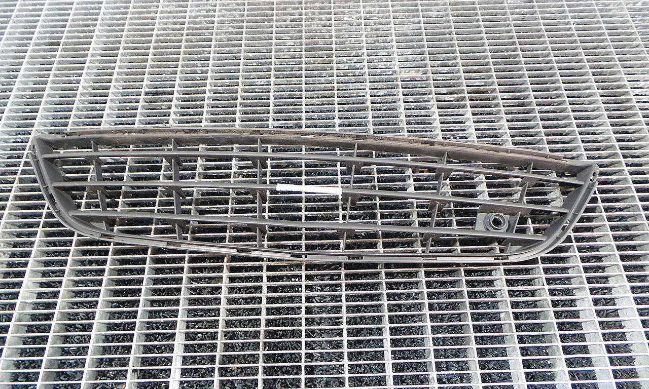 GRILA FATA OPEL CORSA D 2006-2015