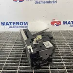 INCUIETOARE USA FATA DREAPTA OPEL CORSA D 2006-2014, vedere laterala
