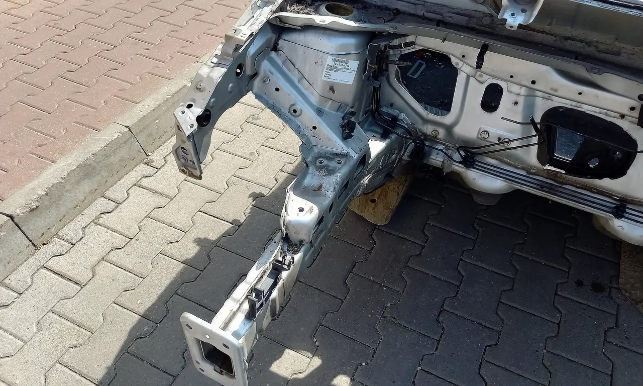 LONJERON DREAPTA OPEL CORSA D 2006-2015