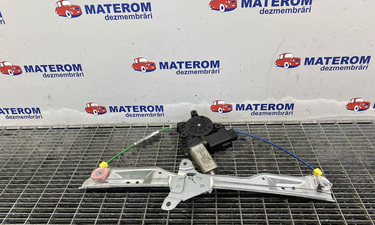 MACARA USA FATA DREAPTA OPEL CORSA D 2006-2015
