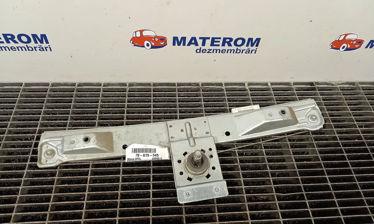 MACARA USA SPATE STANGA OPEL CORSA D 2006-2015