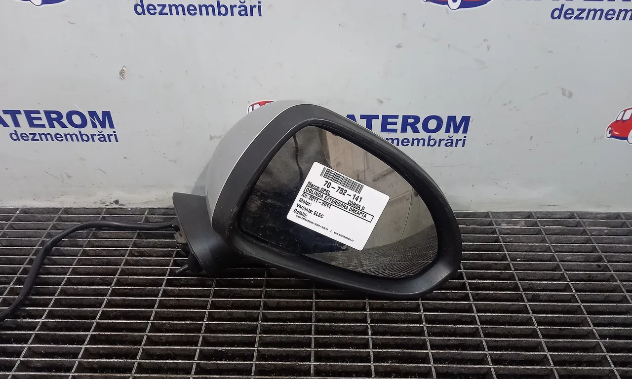 OGLINDA EXTERIOARA DREAPTA OPEL CORSA D 2006-2015