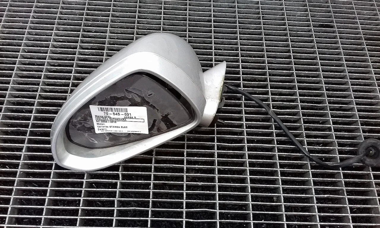 OGLINDA EXTERIOARA STANGA OPEL CORSA D 2006-2015