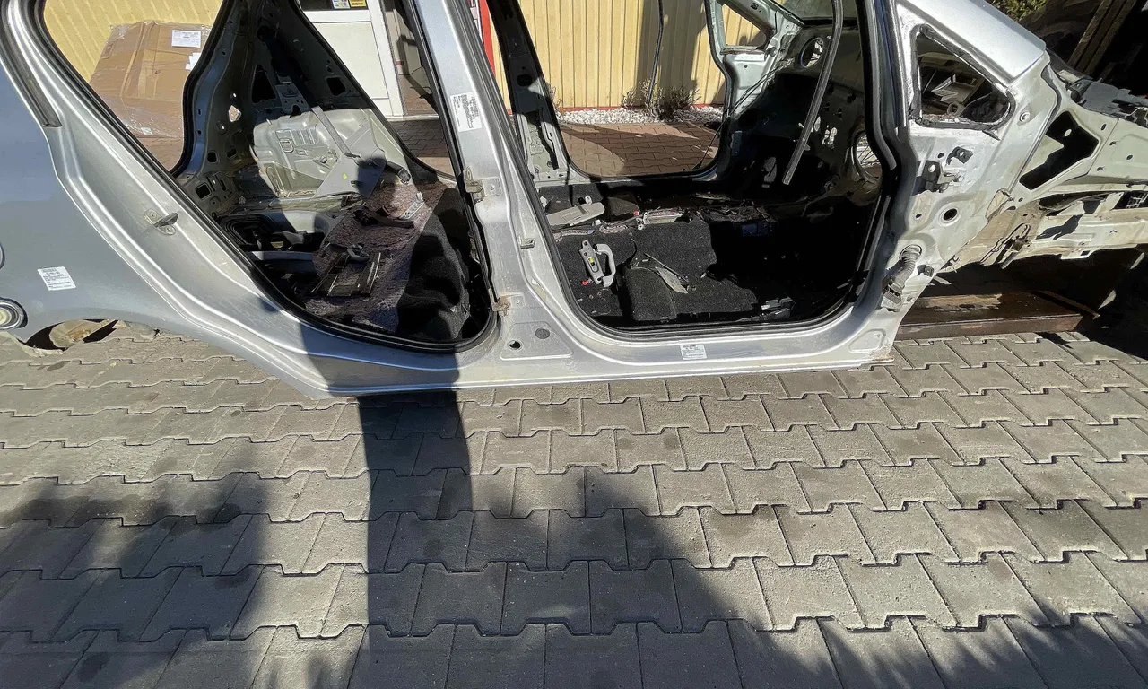 PRAG DREAPTA OPEL CORSA D 2006-2015