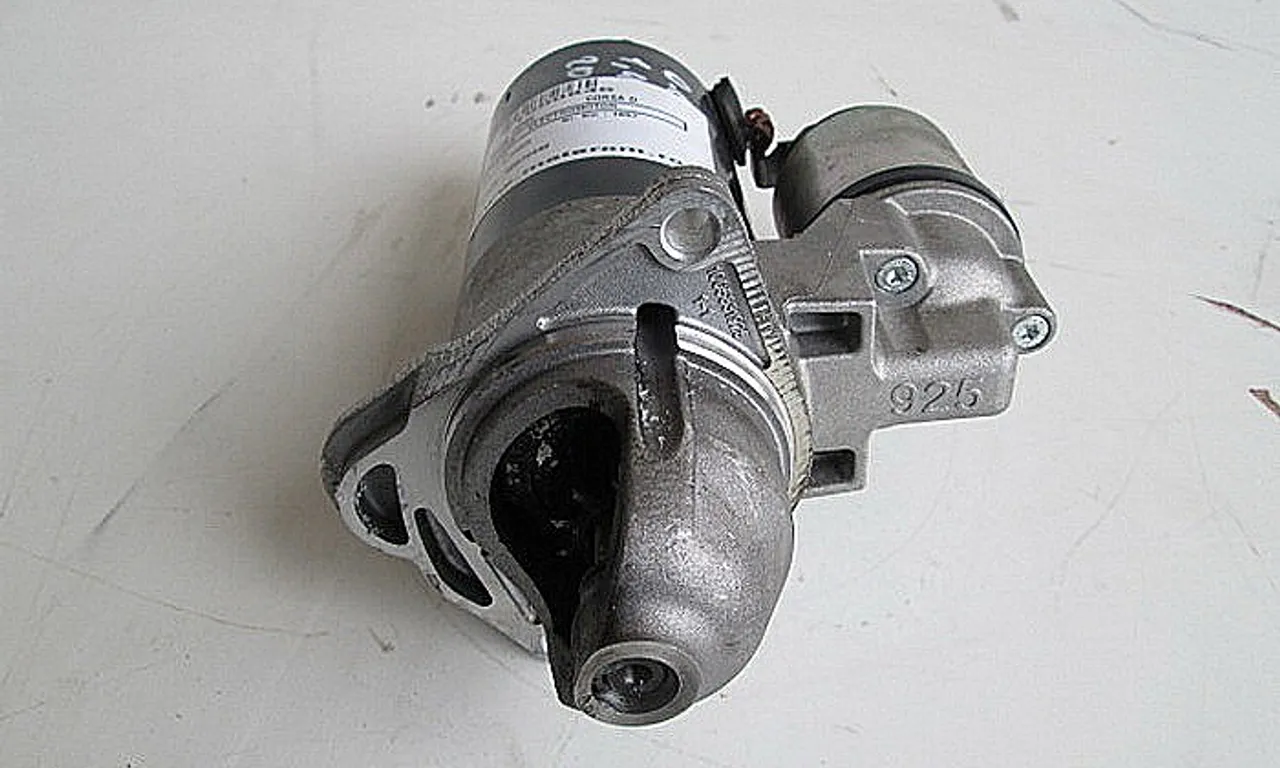 ELECTROMOTOR OPEL CORSA D 2006-2015