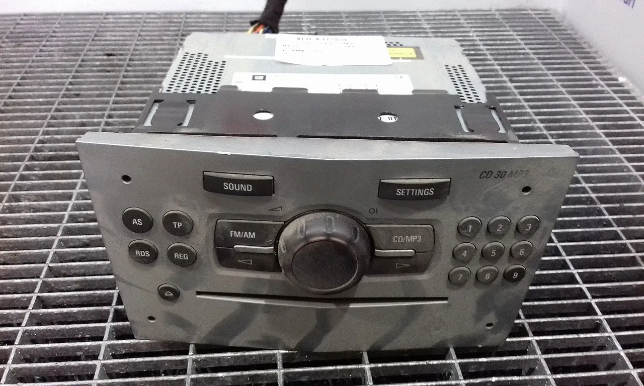 RADIO CD OPEL CORSA D 2006-2015