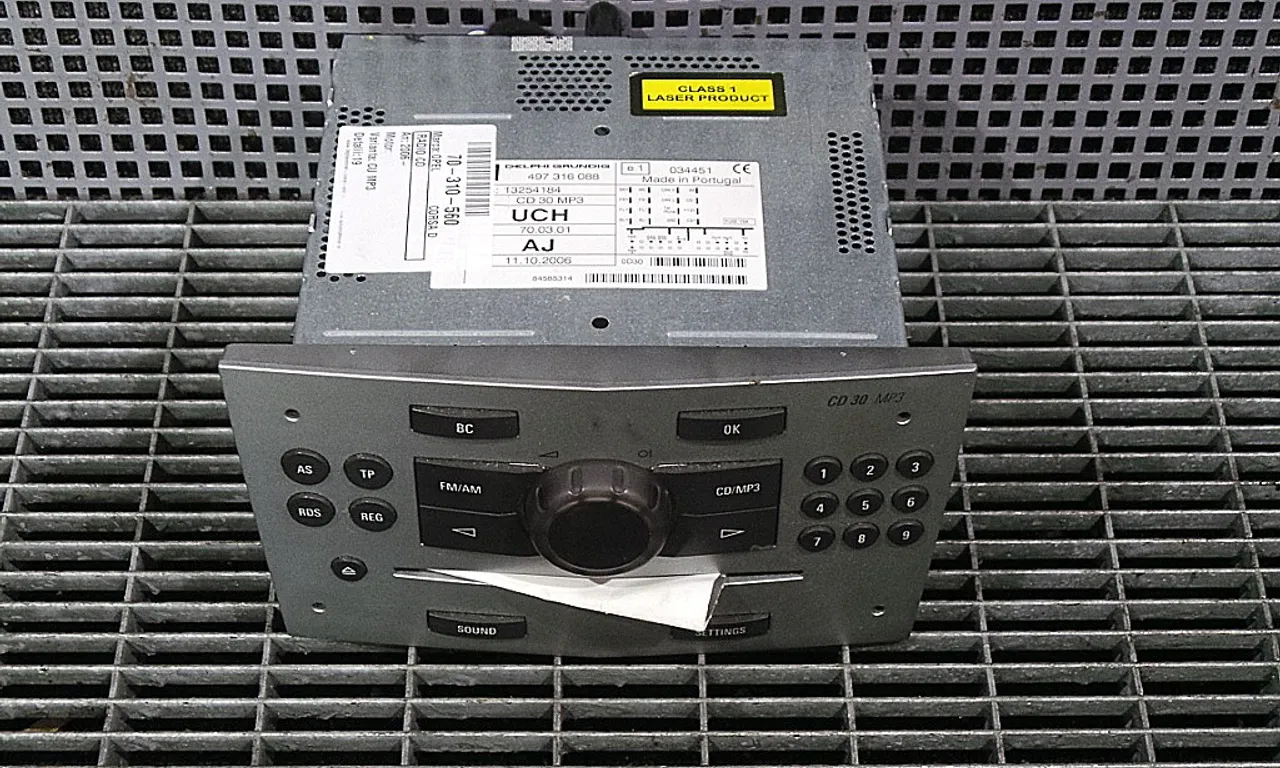 RADIO CD OPEL CORSA D 2006-2015