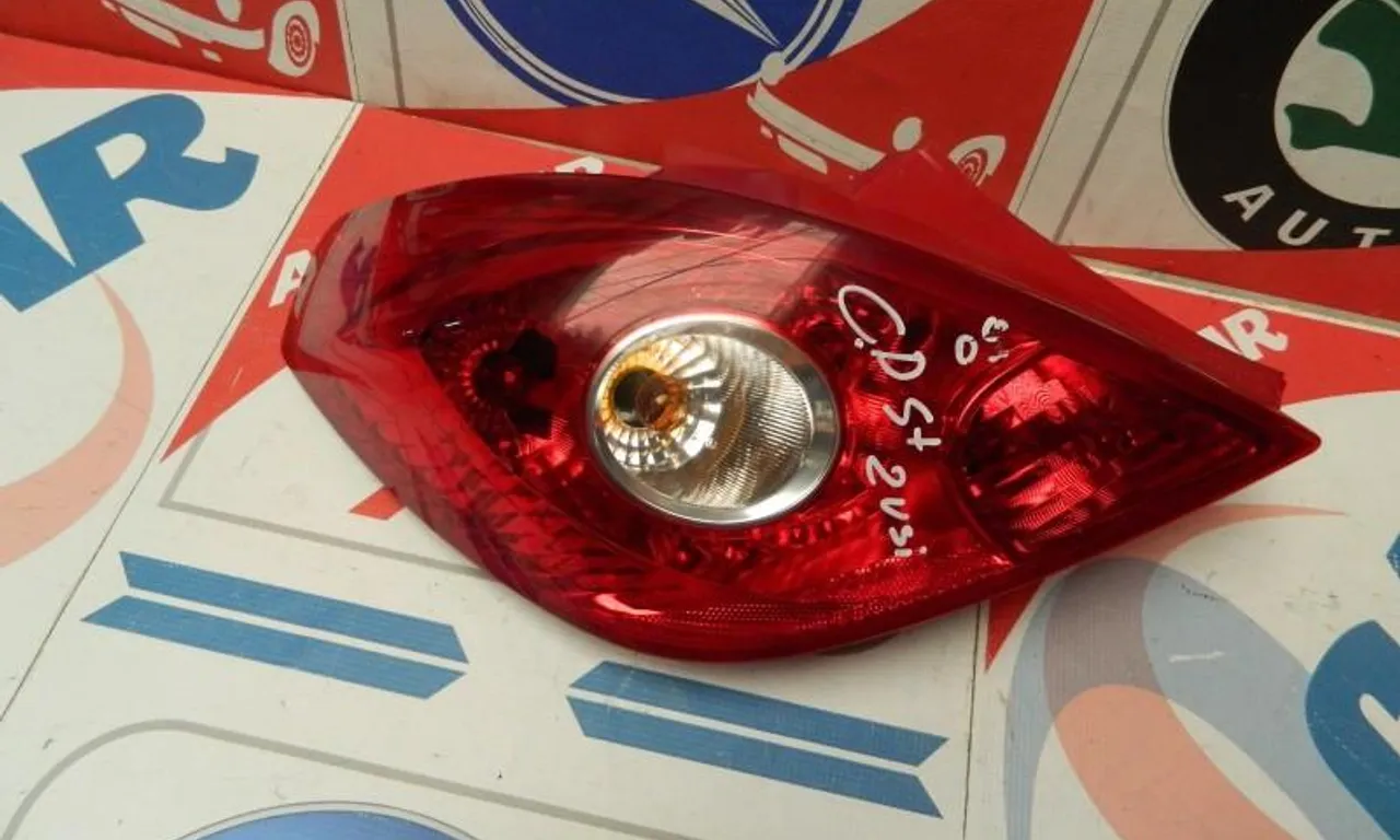 Stop stanga OPEL CORSA D 2006-2015