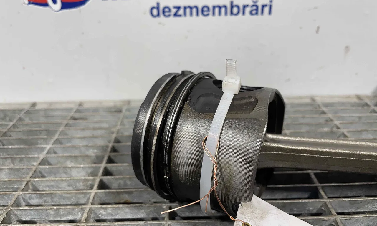 PISTON OPEL CORSA D 2006-2014