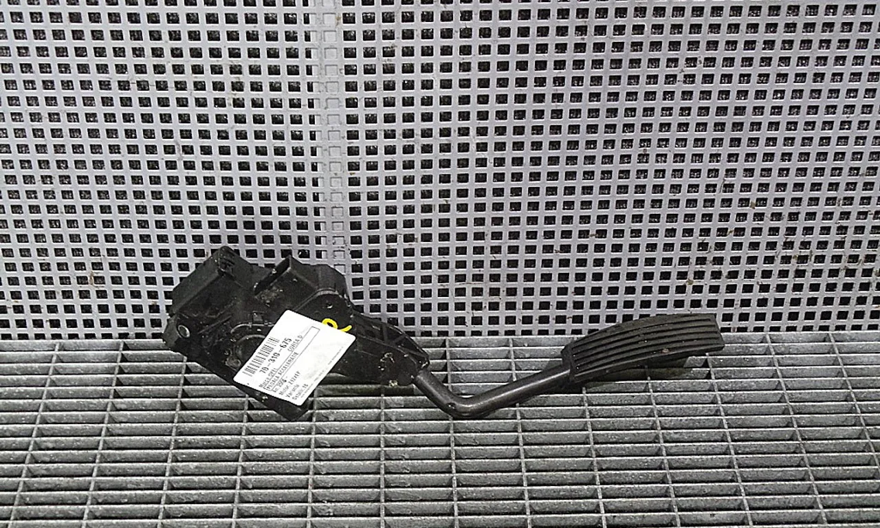 PEDALA ACCELERATIE OPEL CORSA D 2006-2015