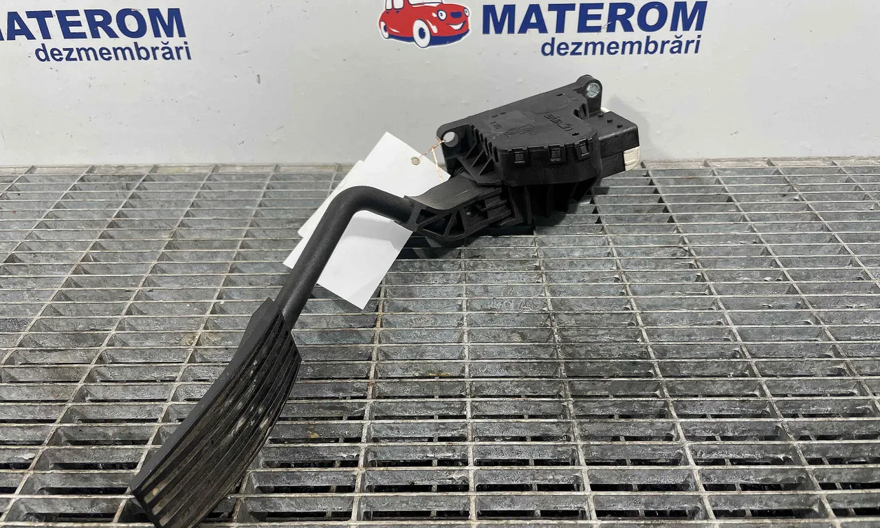 PEDALA ACCELERATIE OPEL CORSA D 2006-2015