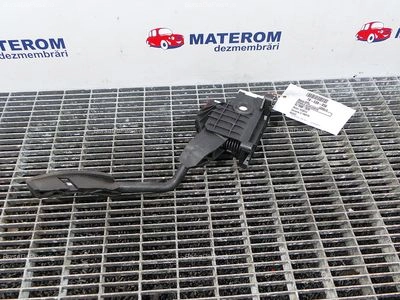 PEDALA ACCELERATIE OPEL CORSA D A13DTC 2006-2015 oe 55704000, vedere frontata