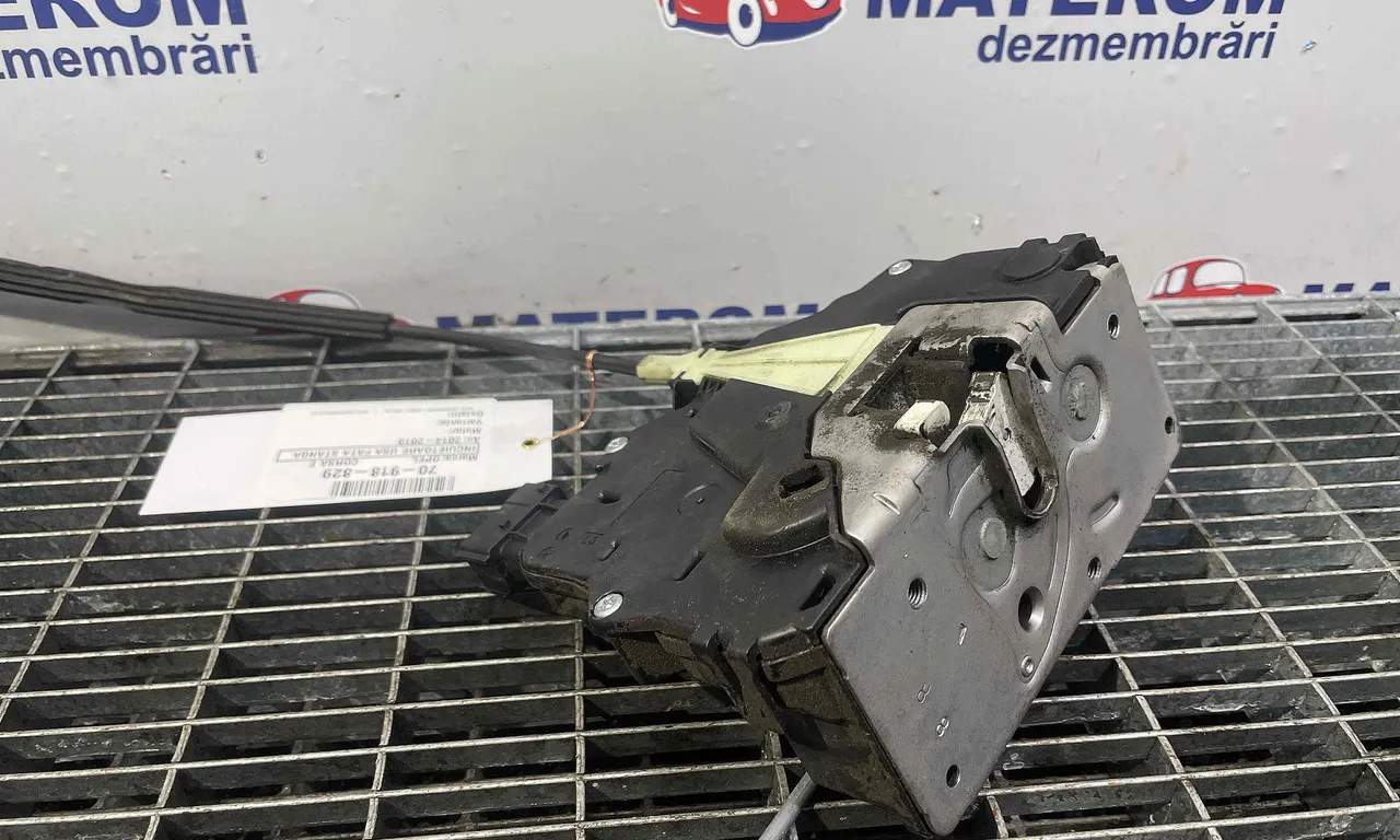INCUIETOARE USA FATA STANGA OPEL CORSA E 2014-2019