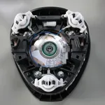 Volan din piele cu comenzi si airbag OPEL CORSA E 2014-2026 39035999, vedere laterala