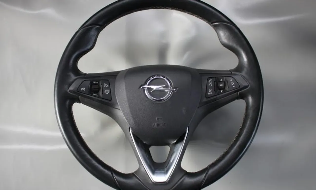 Volan din piele cu comenzi si airbag OPEL CORSA E 2014-null