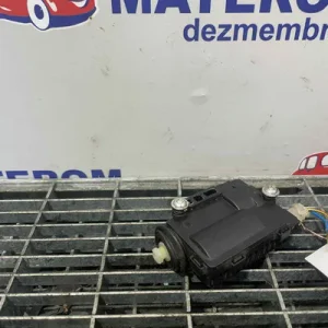 MOTORAS DESCHIDERE