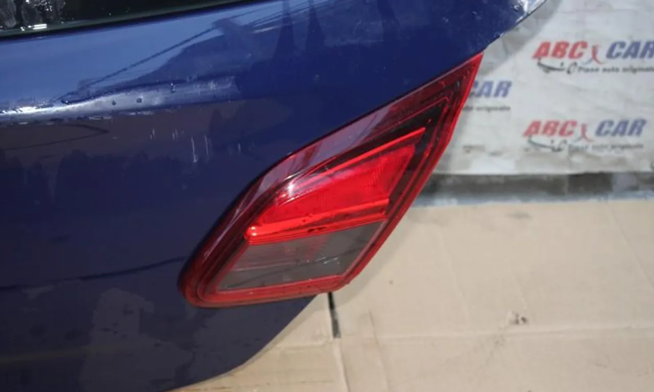 Stop dreapta haion OPEL CORSA E 2014-null