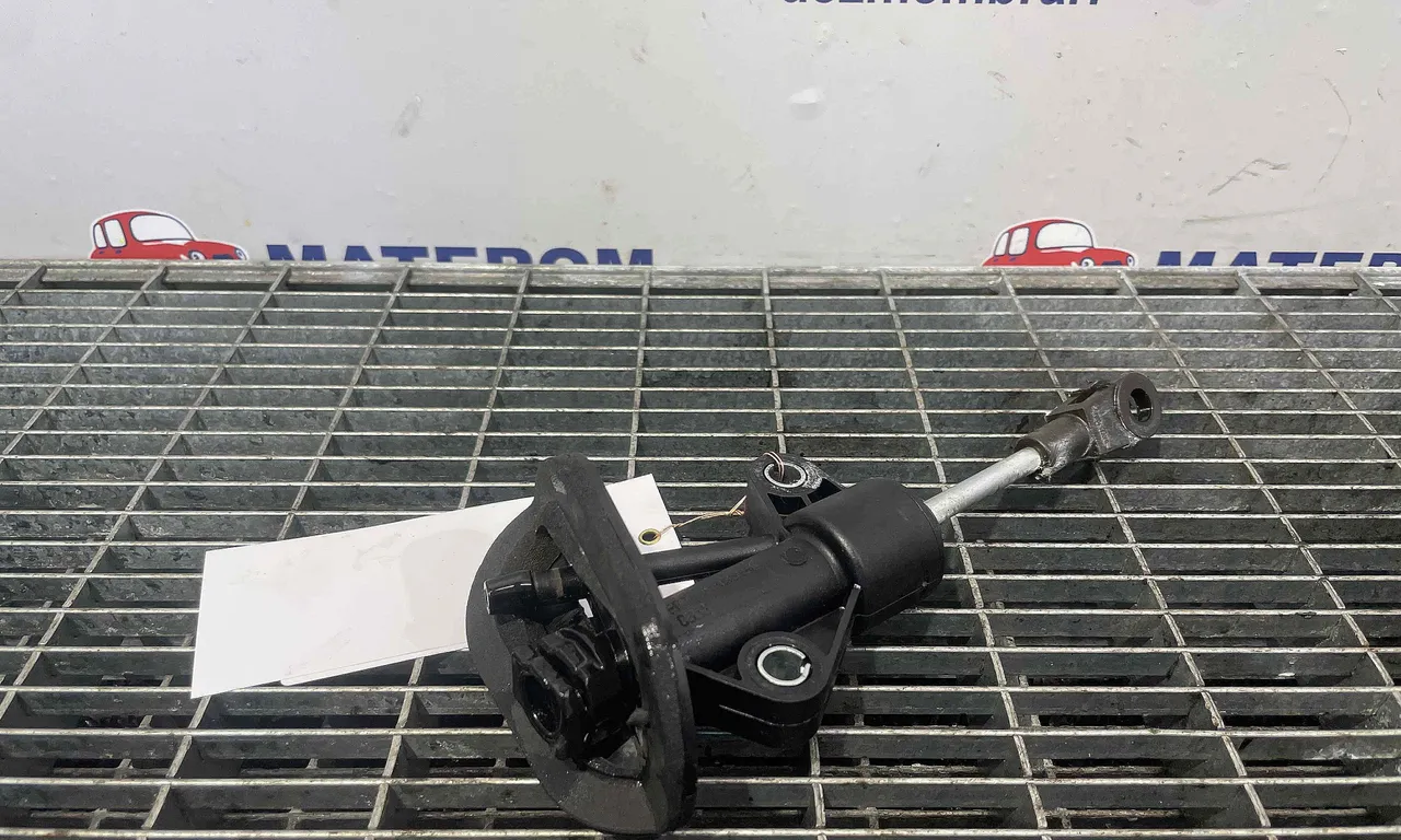 POMPA AMBREIAJ OPEL CORSA E 2014-2019