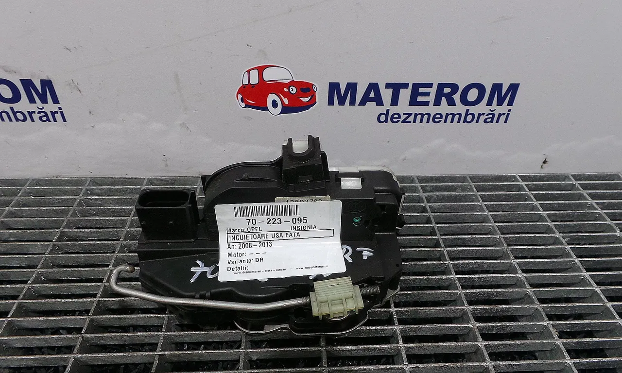 INCUIETOARE USA SPATE DREAPTA OPEL INSIGNIA A 2008-2017