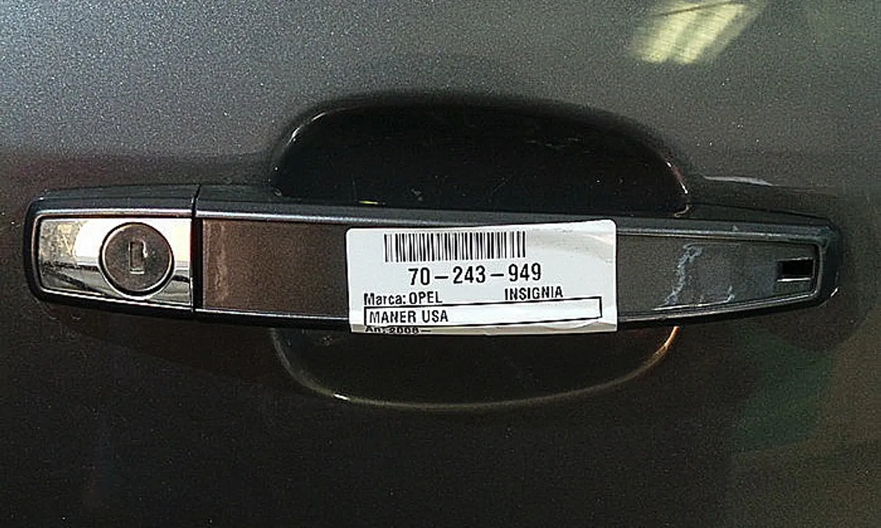 MANER USA FATA DREAPTA OPEL INSIGNIA A 2008-2017