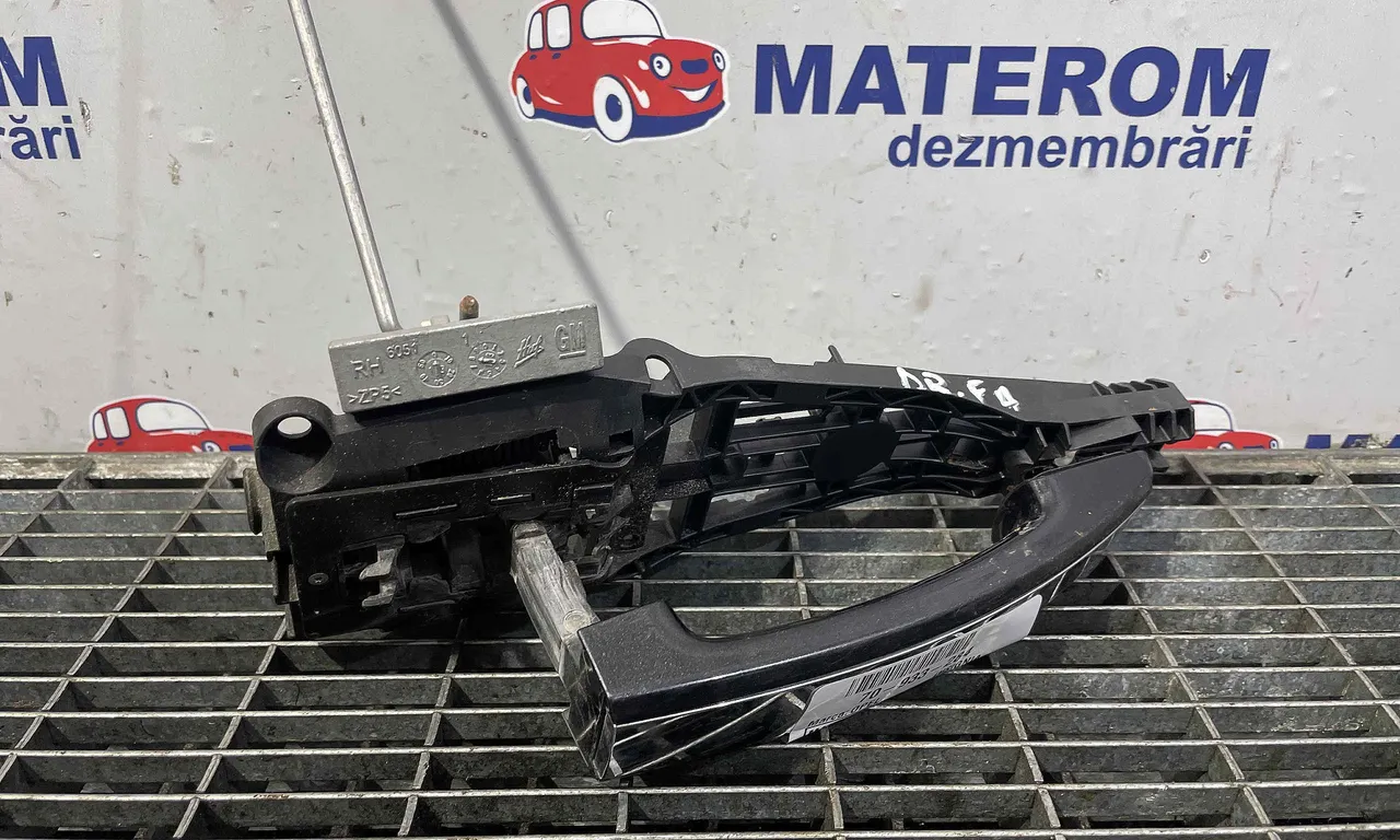 MANER USA FATA DREAPTA OPEL INSIGNIA A 2008-2017