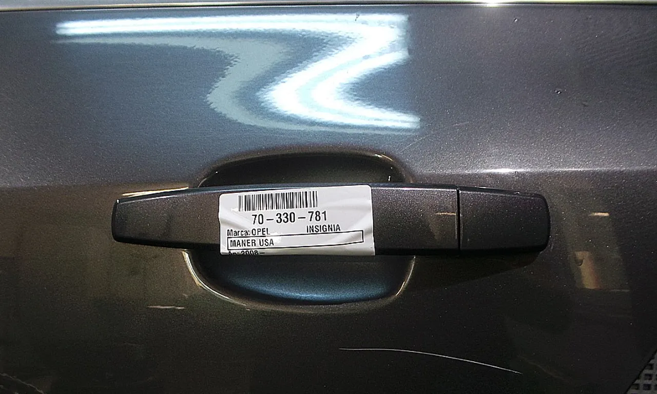 MANER USA SPATE STANGA OPEL INSIGNIA A 2008-2017