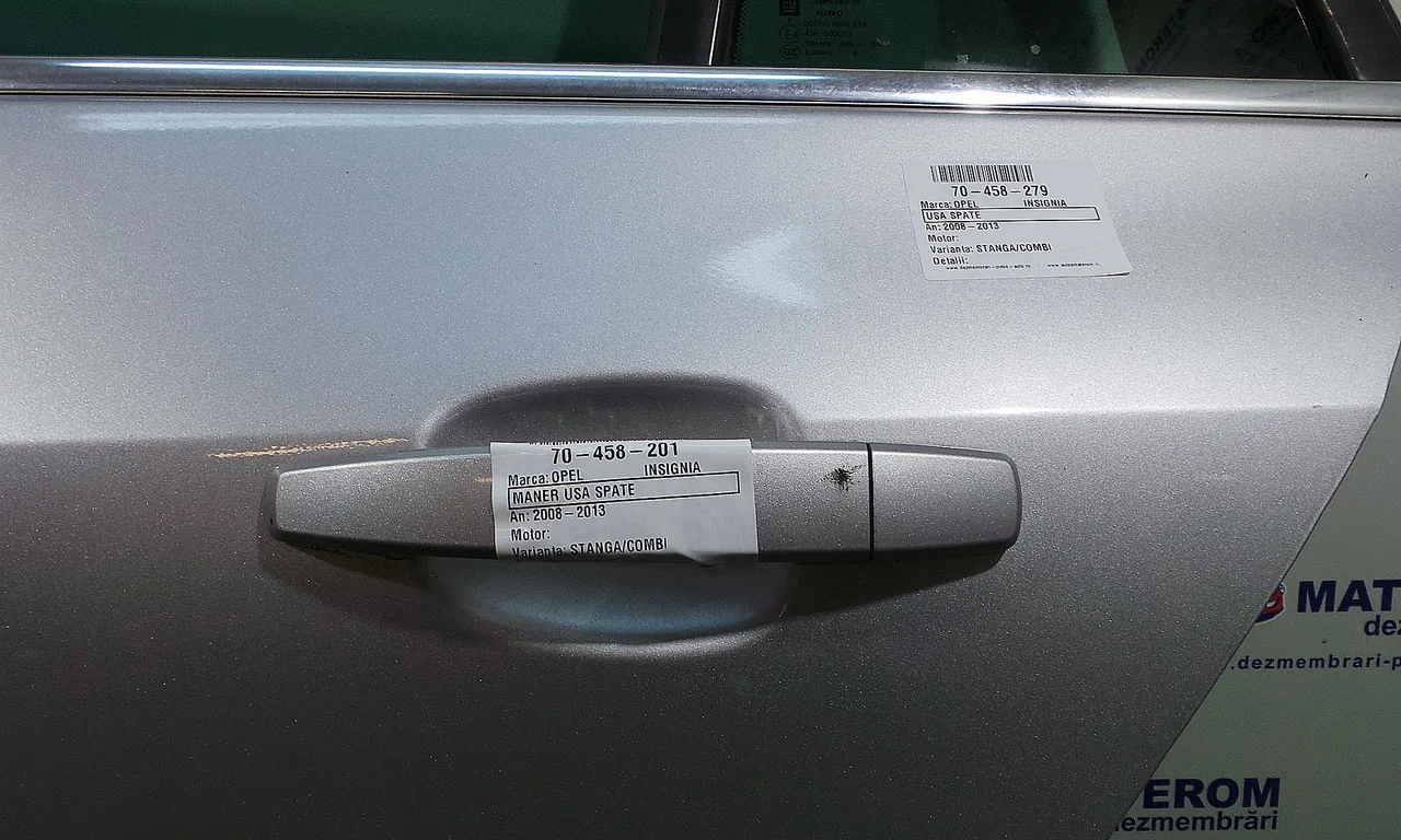 MANER USA SPATE STANGA OPEL INSIGNIA A 2008-2017