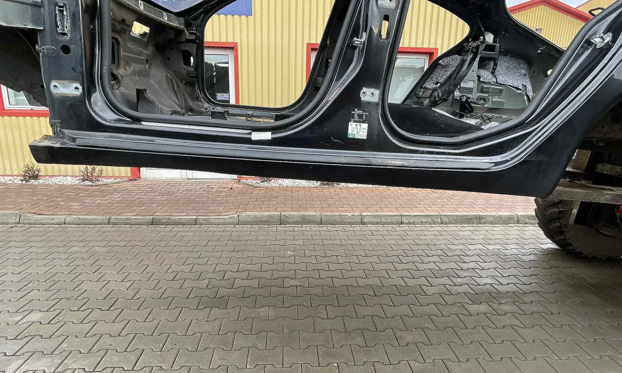 PRAG STANGA OPEL INSIGNIA A 2008-2017