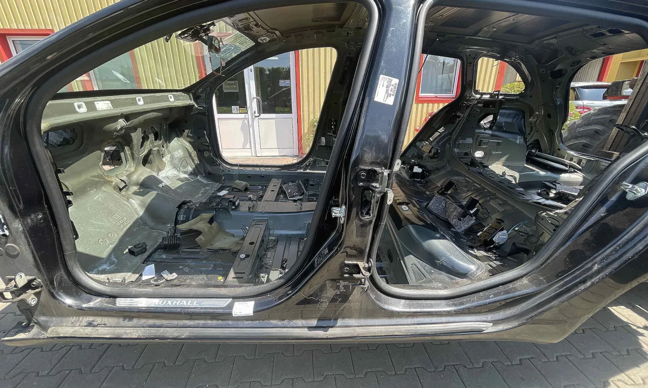 STALP MIJLOC STANGA OPEL INSIGNIA A 2008-2017
