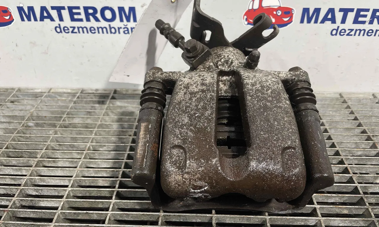 ETRIER SPATE DREAPTA OPEL INSIGNIA A 2008-2017