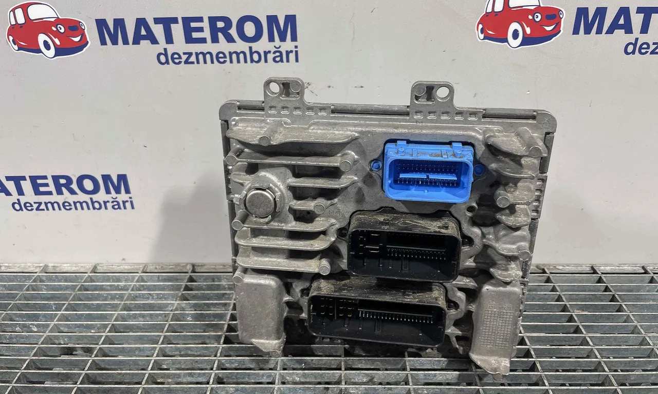 CALCULATOR MOTOR OPEL INSIGNIA A 2008-2017
