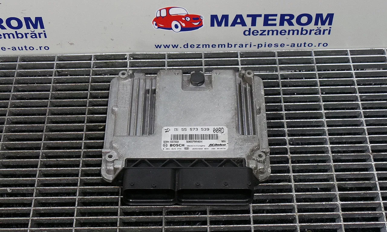 CALCULATOR MOTOR OPEL INSIGNIA A 2008-2017