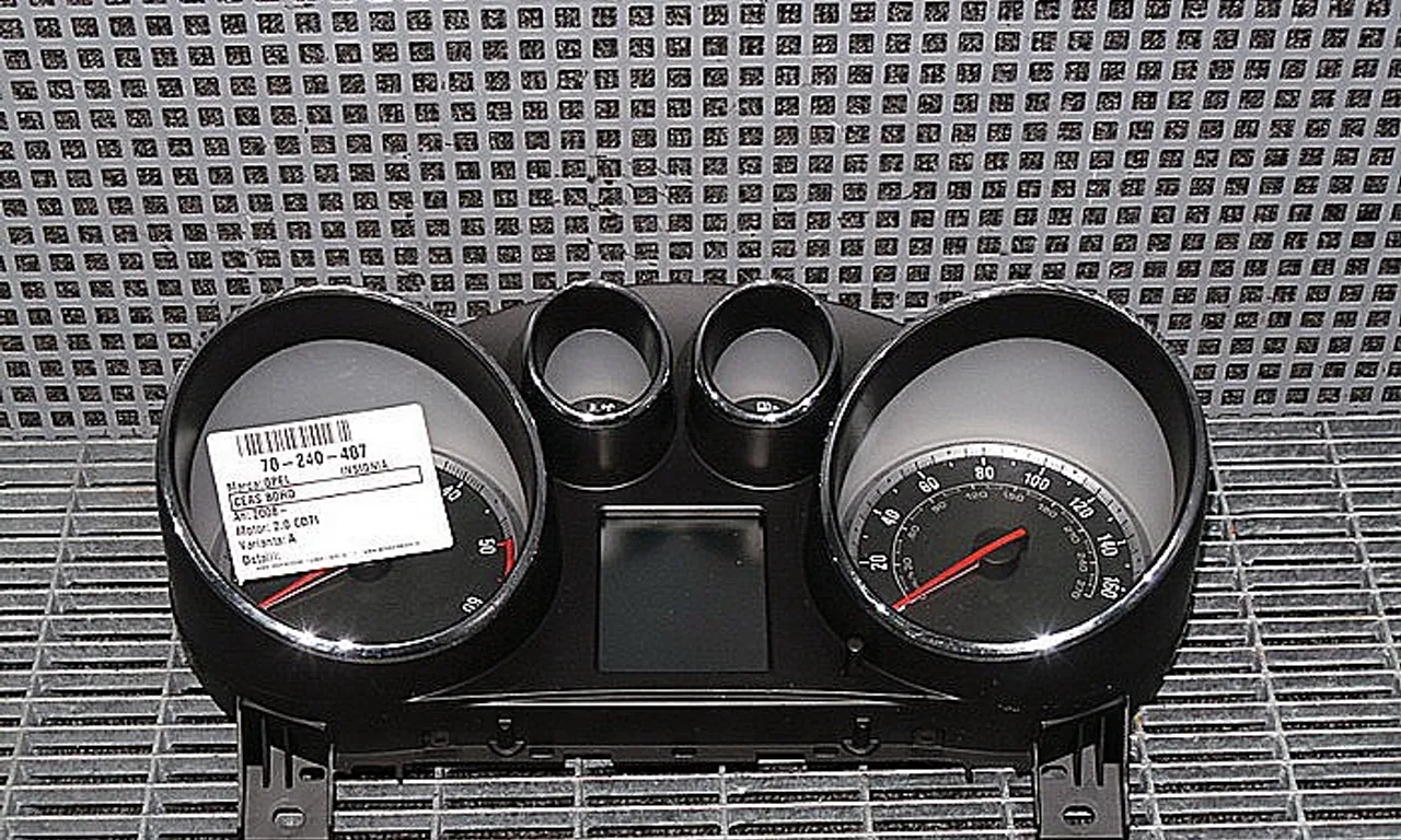 CEAS BORD OPEL INSIGNIA A 2008-2017