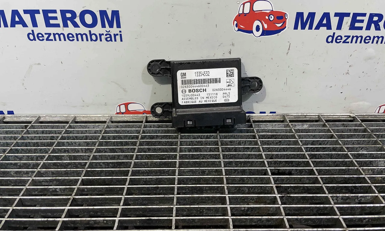 MODUL PARKTRONIC OPEL INSIGNIA A 2008-2017