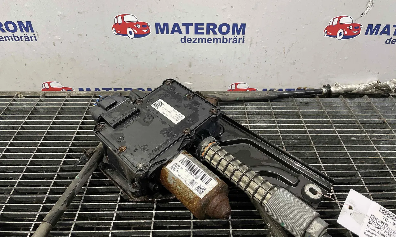 MOTORAS FRANA DE MANA OPEL INSIGNIA A 2008-2017
