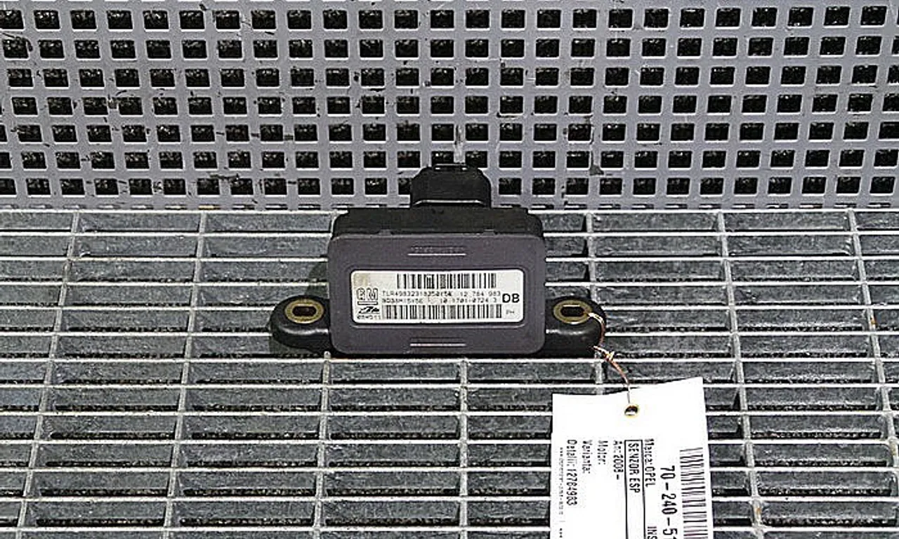 SENZOR ESP OPEL INSIGNIA A 2008-2017