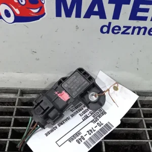 SENZOR PRESIUNE AER