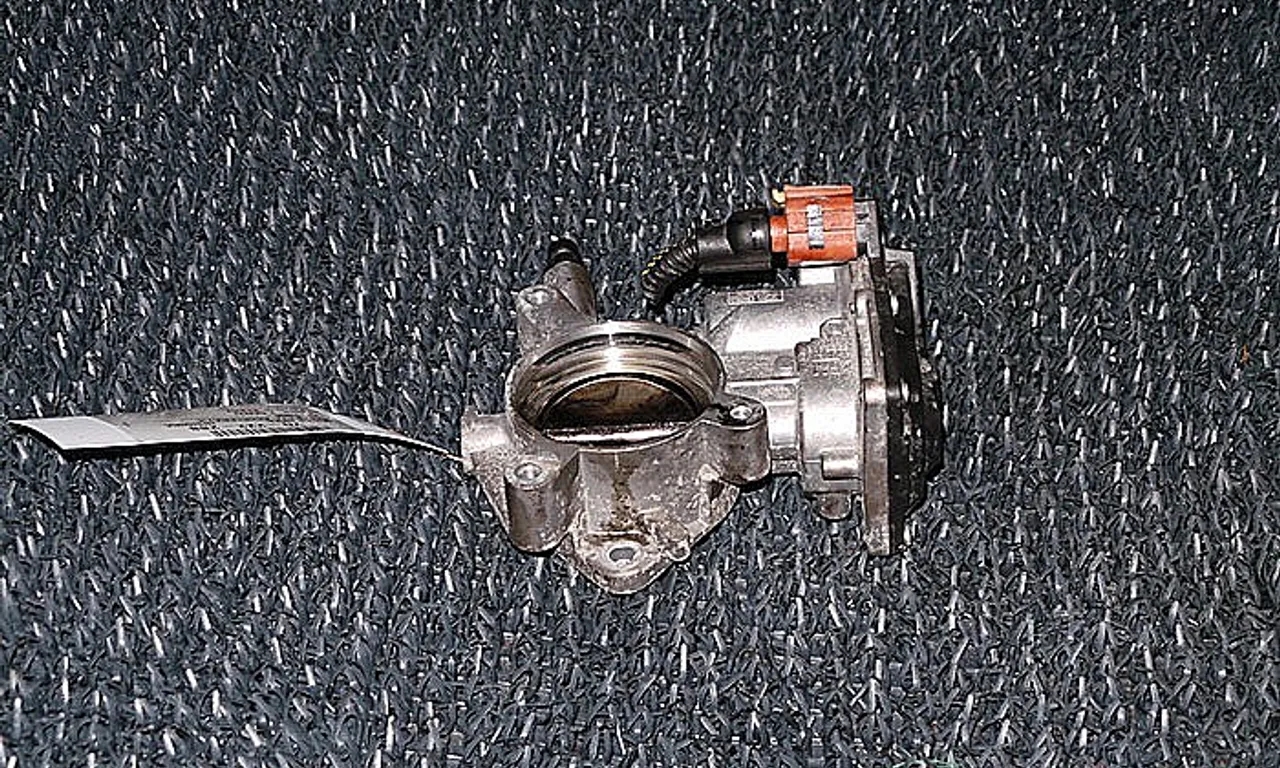 CLAPETA ACCELERATIE OPEL INSIGNIA A 2008-2017