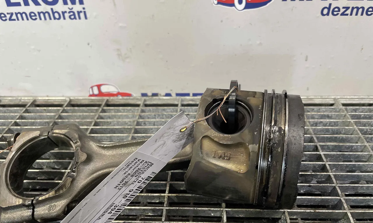 PISTON OPEL INSIGNIA A 2008-2017