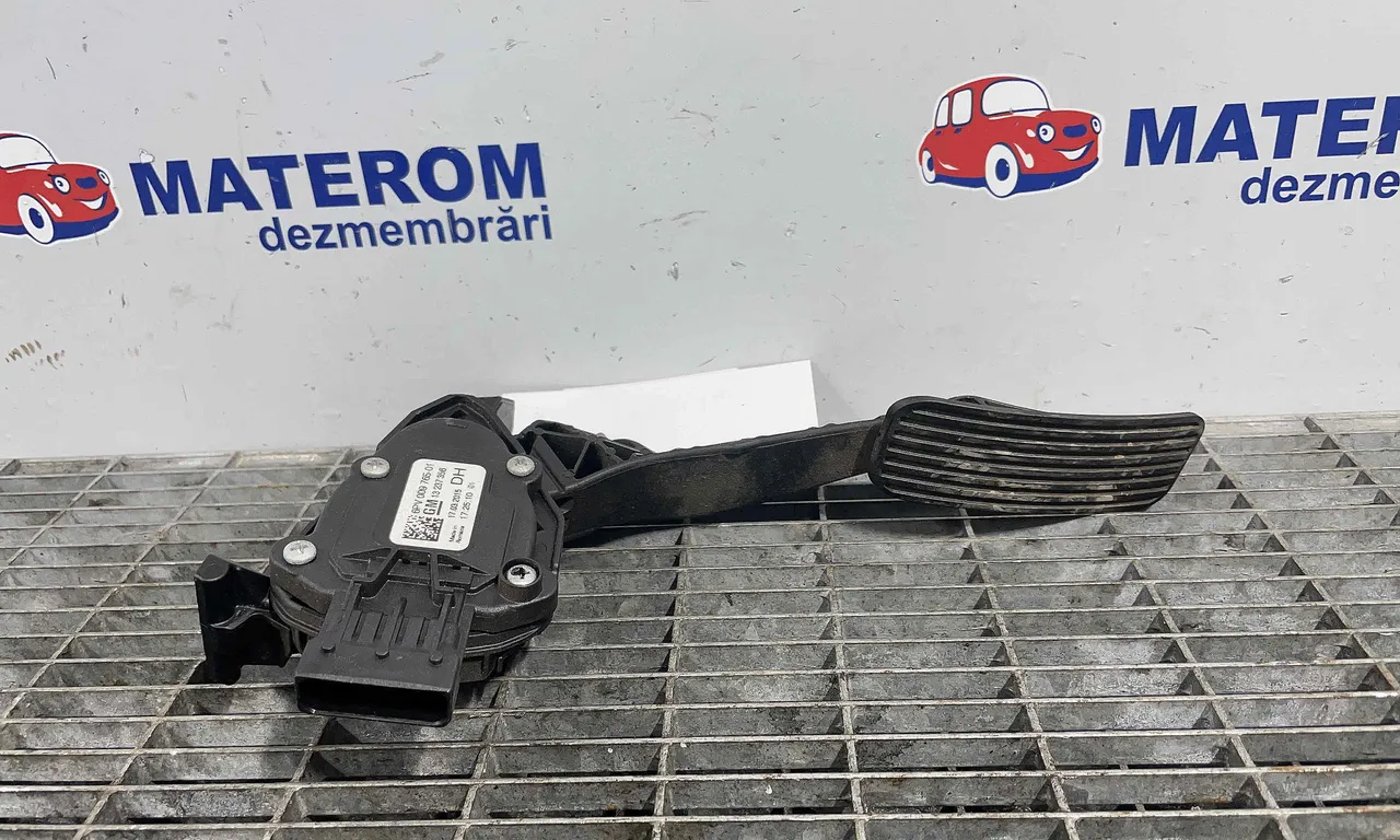 PEDALA ACCELERATIE OPEL INSIGNIA A 2008-2017