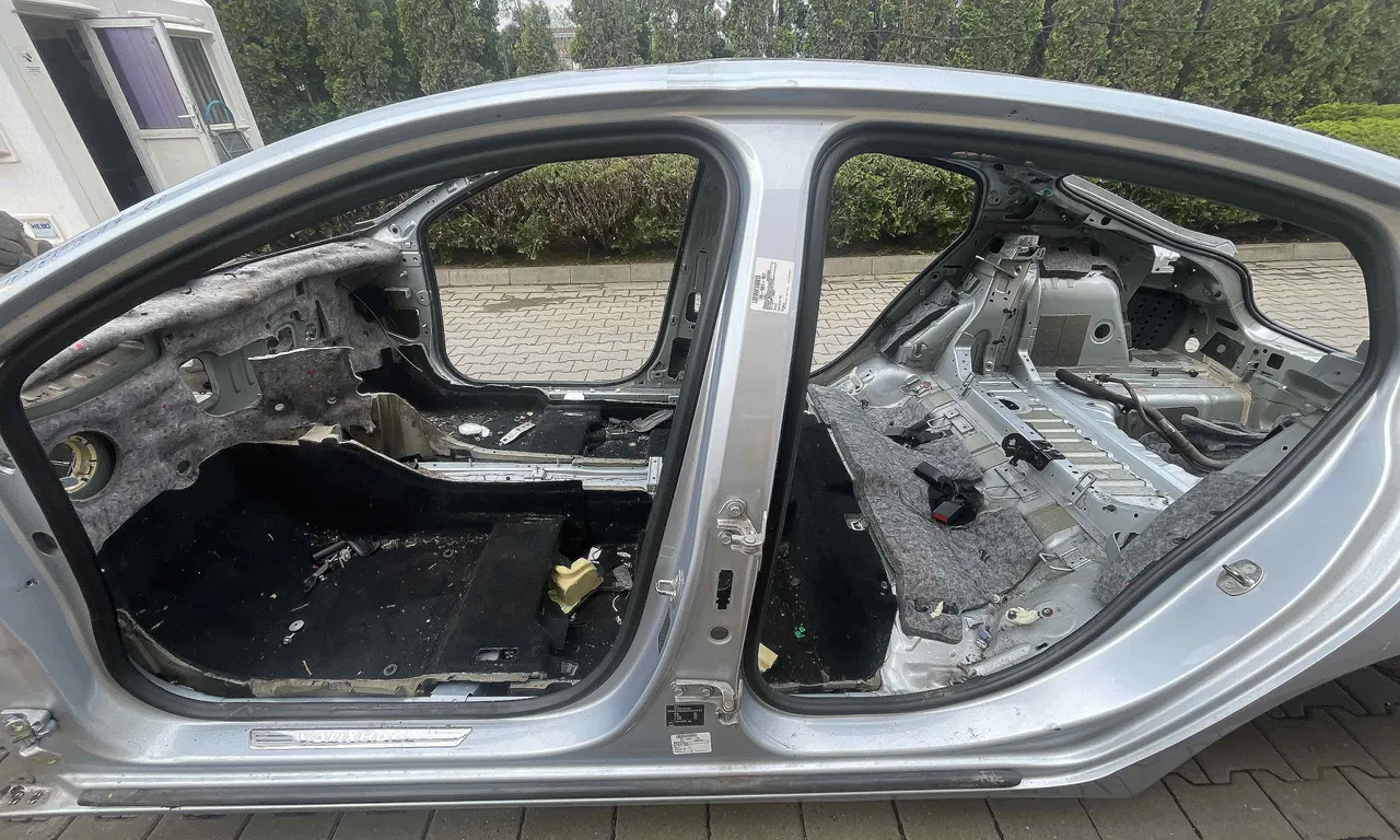 STALP MIJLOC STANGA OPEL INSIGNIA B Grand Sport 2017-2020