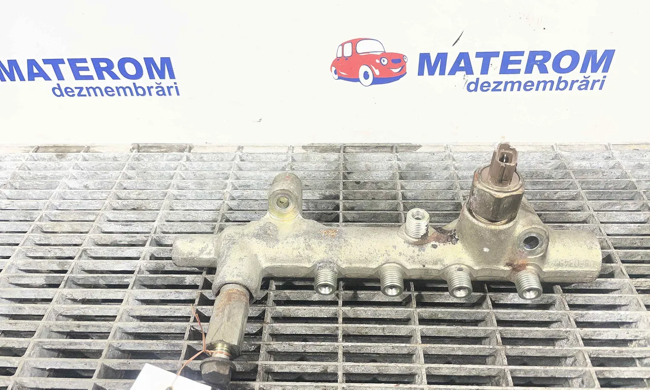 RAMPA INJECTIE OPEL MERIVA A 2003-2010